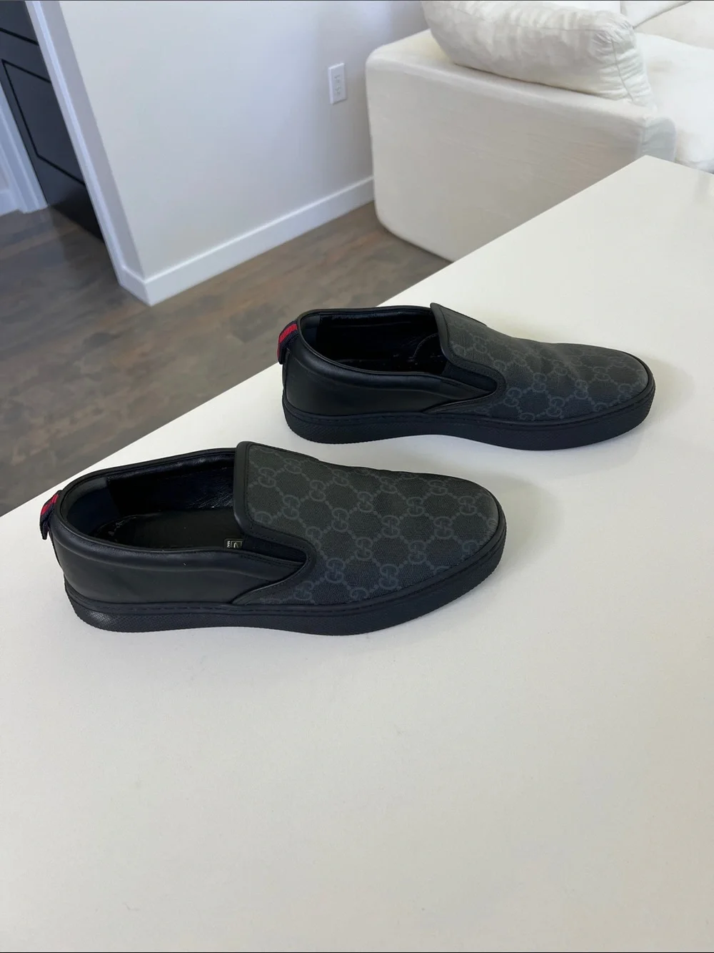 Gucci dublin GG logo supreme slip on sneakers shoes gray and black 36.5
